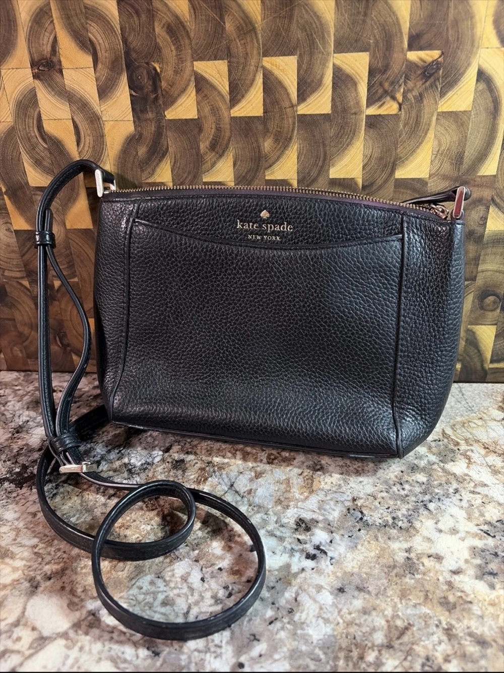kate spade black pebbled leather crossbody bag with front pocket